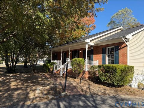 Tiny photo for 8 English Oak Circle, Fredericksburg, VA 22408 (MLS # 2529931)