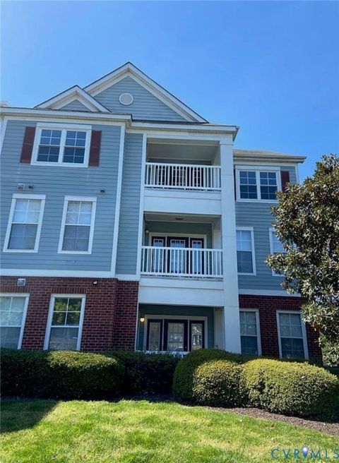 Photo of 600 Fern Meadow Loop #306, Chester, VA 23114 (MLS # 2619409)