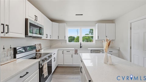 Tiny photo for 1501 Dixon Street, Fredericksburg, VA 22401 (MLS # 2622972)