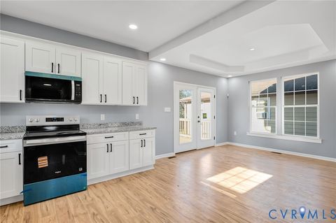 Tiny photo for 425 BYRNE Street, Petersburg, VA 23803 (MLS # 2602028)