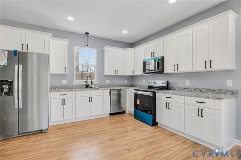 Tiny photo for 425 BYRNE Street, Petersburg, VA 23803 (MLS # 2602028)