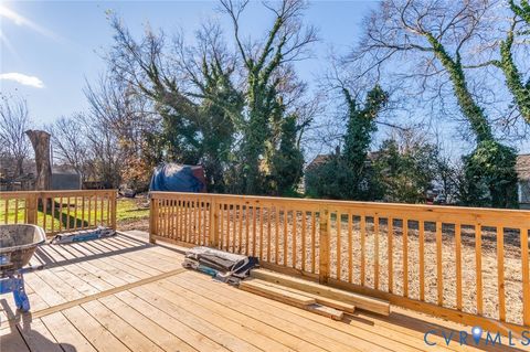 Tiny photo for 425 BYRNE Street, Petersburg, VA 23803 (MLS # 2602028)