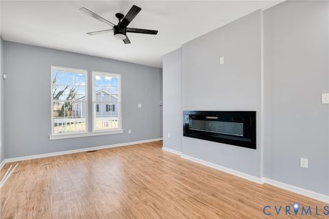 Tiny photo for 425 BYRNE Street, Petersburg, VA 23803 (MLS # 2602028)