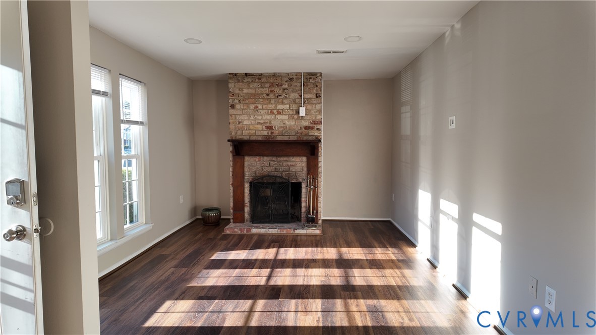817 Pleasant Street
