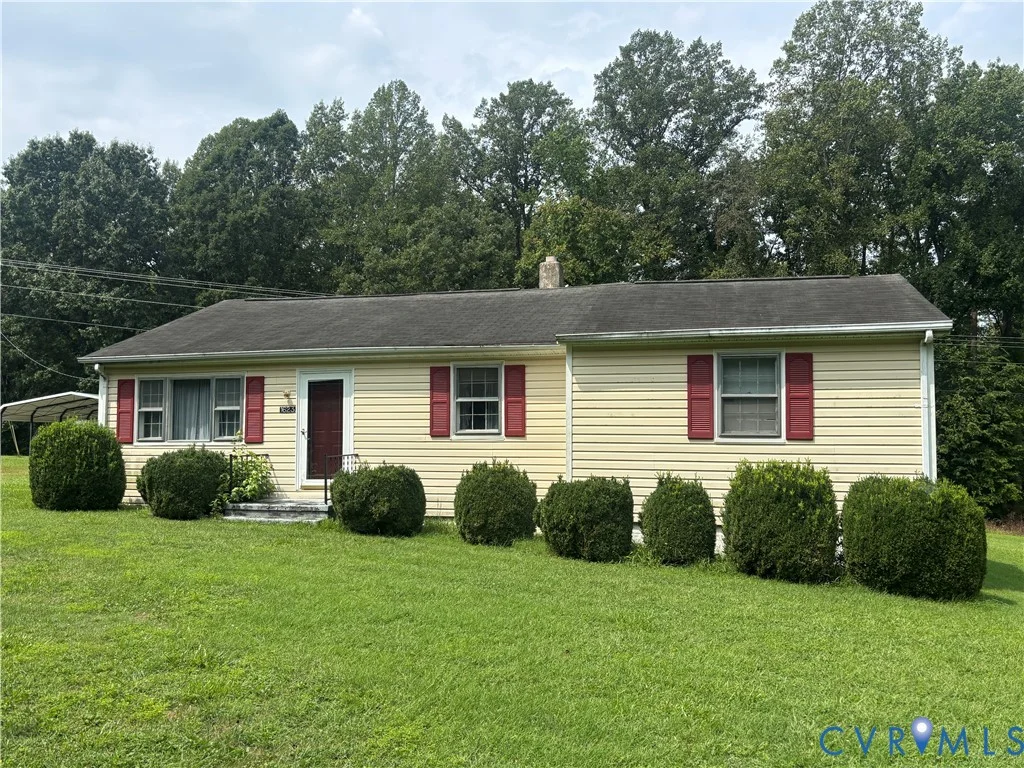 1623 W Chapel Drive, Bumpass, VA, 23024