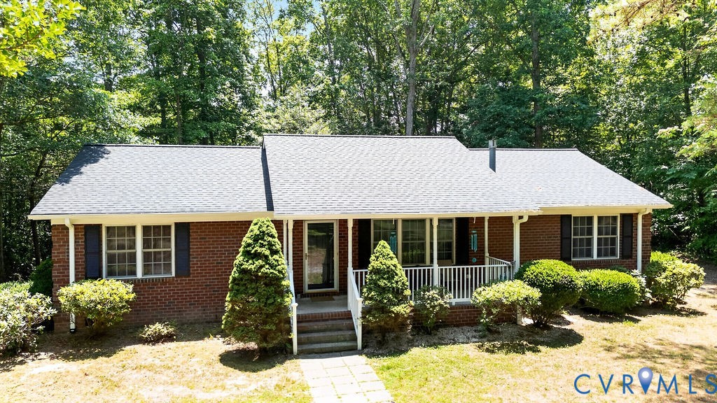 437 Doggett Lane