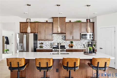 Tiny photo for 7683 Autumn Leaves Lane, New Kent, VA 23124 (MLS # 2609611)