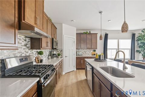 Tiny photo for 7683 Autumn Leaves Lane, New Kent, VA 23124 (MLS # 2609611)