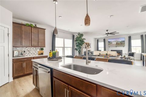 Tiny photo for 7683 Autumn Leaves Lane, New Kent, VA 23124 (MLS # 2609611)