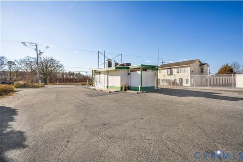 Tiny photo for 5862 Jefferson Avenue, Newport News, VA 23605 (MLS # 2607948)