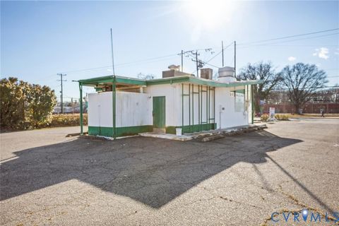 Tiny photo for 5862 Jefferson Avenue, Newport News, VA 23605 (MLS # 2607948)