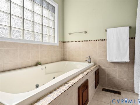 Tiny photo for 218 Landing Road, Farmville, VA 23901 (MLS # 2609612)