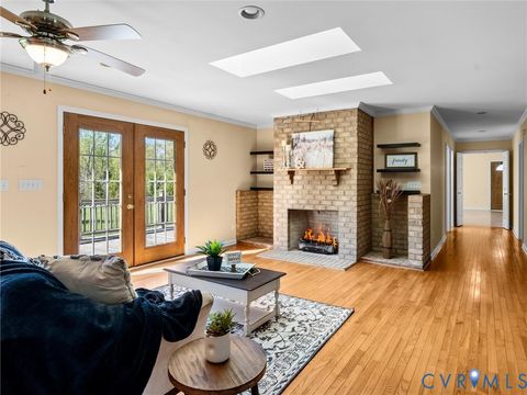 Tiny photo for 218 Landing Road, Farmville, VA 23901 (MLS # 2609612)