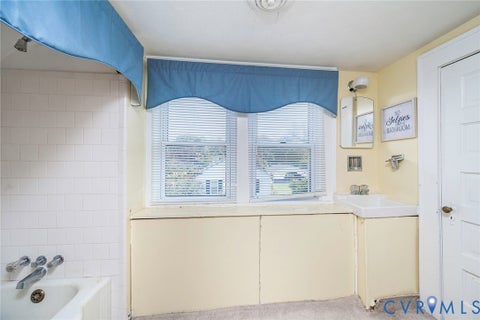 Tiny photo for 4912 Water View Road, Jamaica, VA 23180 (MLS # 2624446)