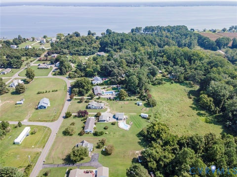 Tiny photo for 4912 Water View Road, Jamaica, VA 23180 (MLS # 2624446)