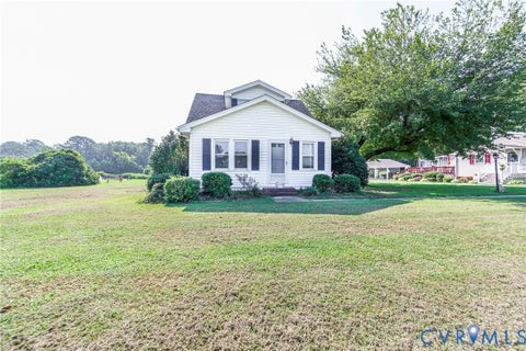 Tiny photo for 4912 Water View Road, Jamaica, VA 23180 (MLS # 2624446)