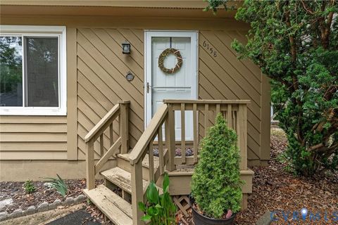 Photo of 6158 Stronghold Drive, Mechanicsville, VA 23111 (MLS # 2614503)