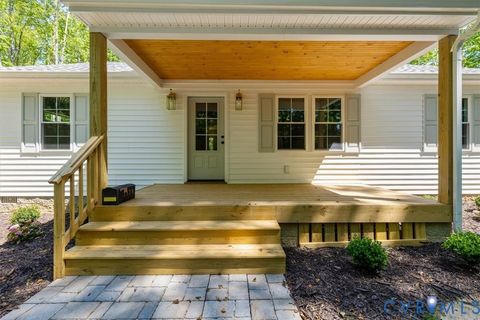 Tiny photo for 5904 Old Buckingham RD, Powhatan, VA 23139 (MLS # 2612098)