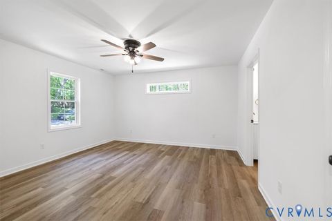 Tiny photo for 5904 Old Buckingham RD, Powhatan, VA 23139 (MLS # 2612098)