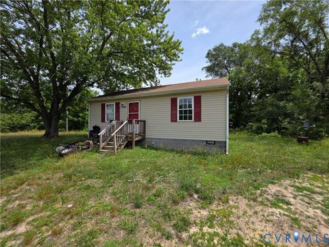 Photo of 646 Valley Drive, Callao, VA 22435 (MLS # 2616951)