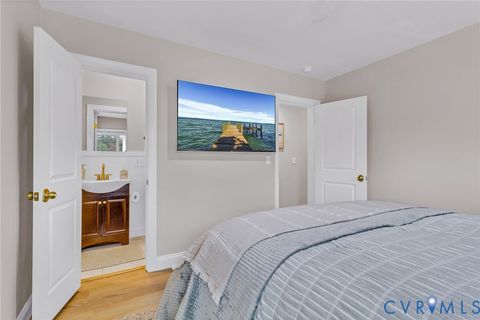 Tiny photo for 560 Eubank Landing Road Rd, Topping, VA 23169 (MLS # 2529009)