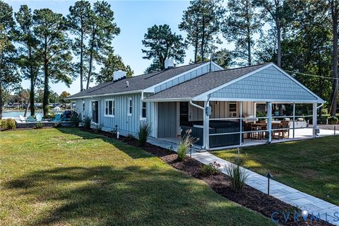 Tiny photo for 560 Eubank Landing Road Rd, Topping, VA 23169 (MLS # 2529009)