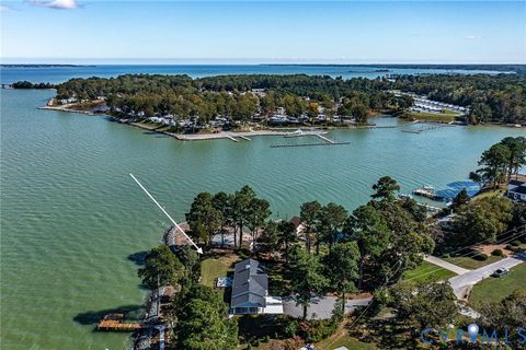 Tiny photo for 560 Eubank Landing Road Rd, Topping, VA 23169 (MLS # 2529009)