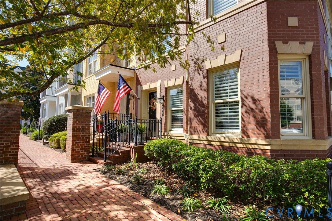 271 Finial Avenue 45