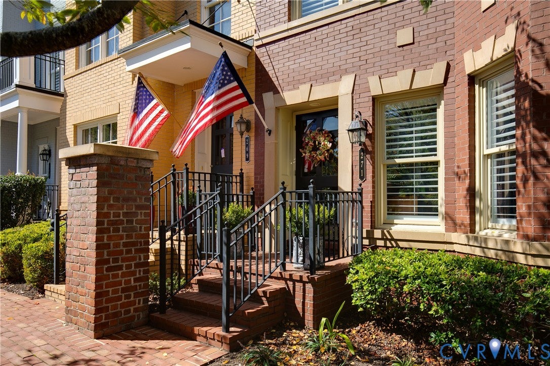 271 Finial Avenue 45