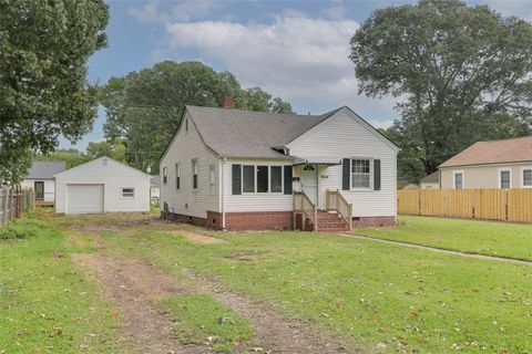 Photo of 5810 Greenway Avenue, Newport News, VA 23605 (MLS # 2527665)
