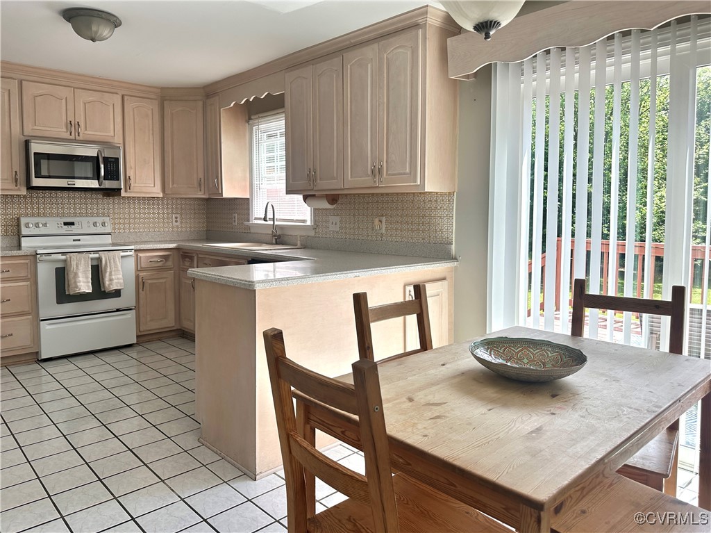 Chesterfield, Virginia 23234, United States, 4 Bedrooms Bedrooms, ,3 BathroomsBathrooms,Residential,Active,113624