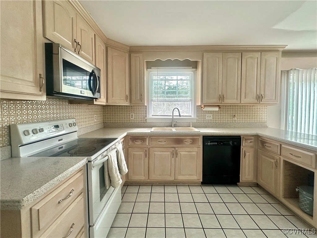 Chesterfield, Virginia 23234, United States, 4 Bedrooms Bedrooms, ,3 BathroomsBathrooms,Residential,Active,113624