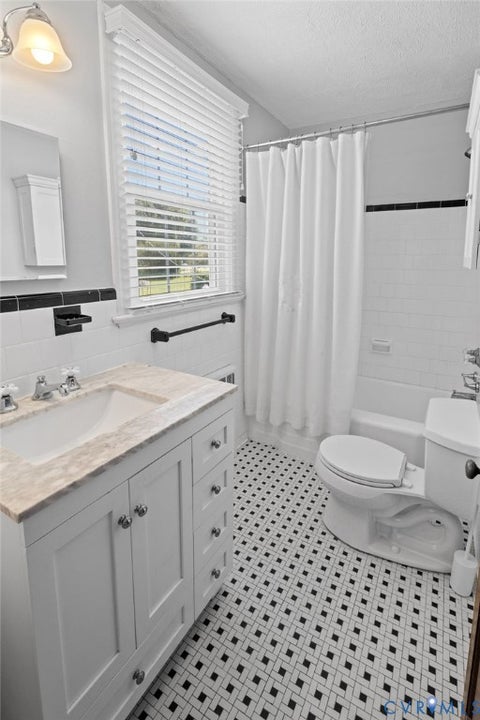 Tiny photo for 504 Fifth Street, Blackstone, VA 23824 (MLS # 2616547)