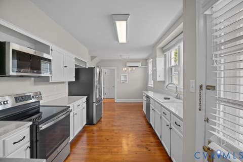 Tiny photo for 504 Fifth Street, Blackstone, VA 23824 (MLS # 2616547)