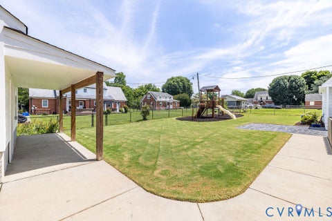 Tiny photo for 504 Fifth Street, Blackstone, VA 23824 (MLS # 2616547)