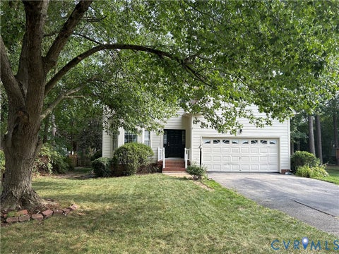 Photo of 12305 Maybrook Lane, Glen Allen, VA 23059 (MLS # 2617167)