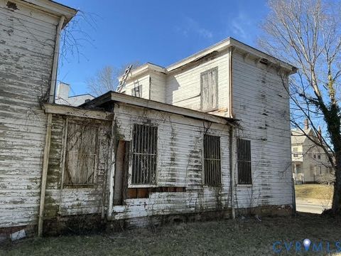 Tiny photo for 640 Washington Street, Petersburg, VA 23803 (MLS # 2601907)