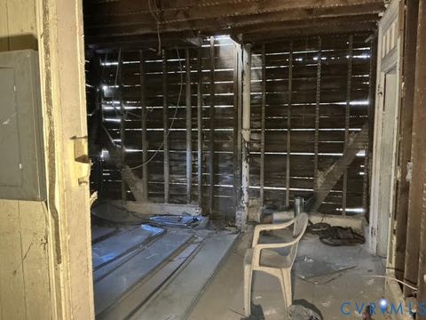 Tiny photo for 640 Washington Street, Petersburg, VA 23803 (MLS # 2601907)