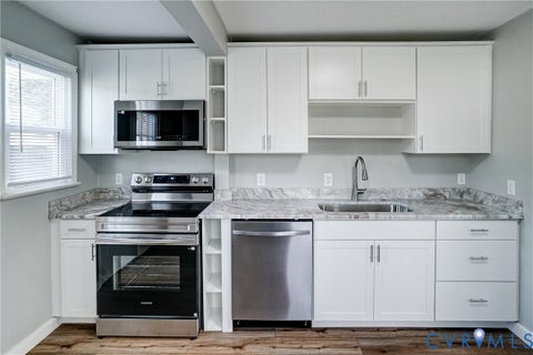 Tiny photo for 1404 Carter Street, Richmond, VA 23220 (MLS # 2622417)