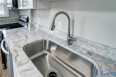 Tiny photo for 1404 Carter Street, Richmond, VA 23220 (MLS # 2622417)