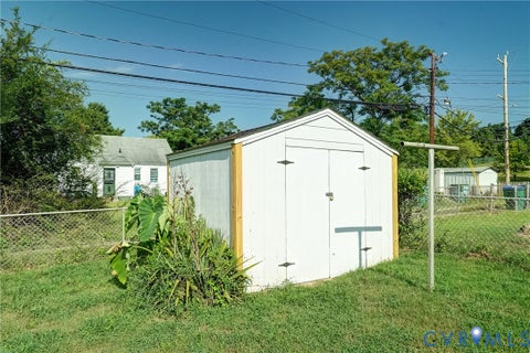 Tiny photo for 1404 Carter Street, Richmond, VA 23220 (MLS # 2622417)