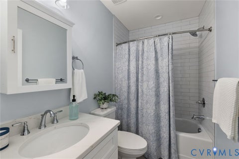 Tiny photo for 505 W Drive Circle, Henrico, VA 23229 (MLS # 2626361)