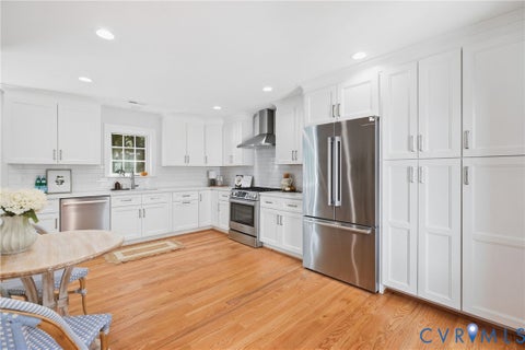 Tiny photo for 505 W Drive Circle, Henrico, VA 23229 (MLS # 2626361)