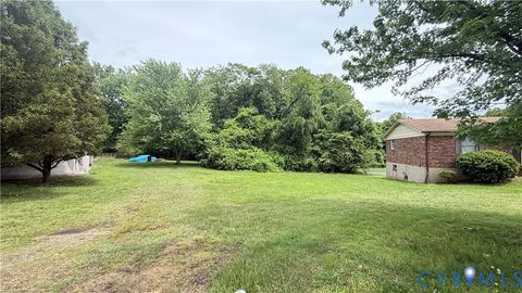 Photo of 925 LOT BROOKEDALE Street, Martinsville, VA 24112 (MLS # 2616534)
