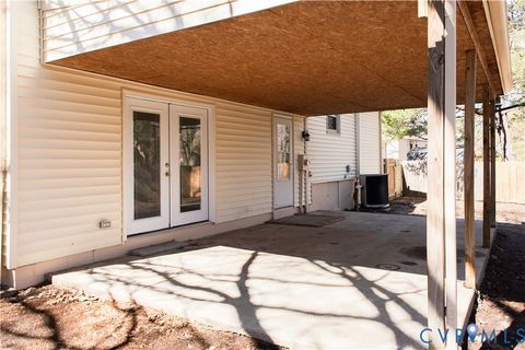 Tiny photo for 2105 Anderson Street, Petersburg, VA 23805 (MLS # 2606157)