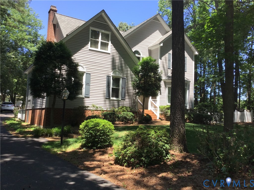 2312 Victoria Crossing Lane