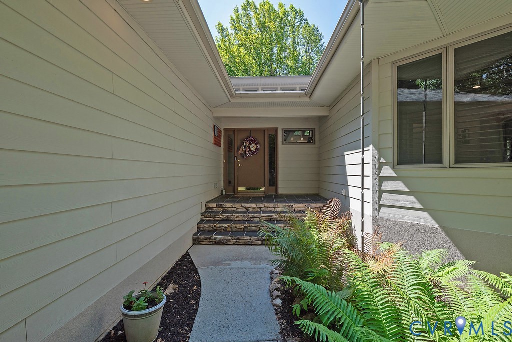 14434 Kings Grant Lane