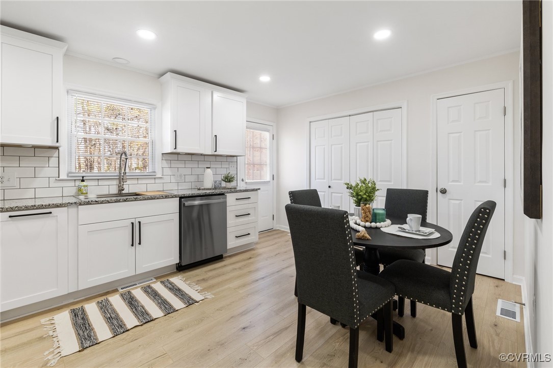 South Chesterfield, Virginia 23834, United States, 3 Bedrooms Bedrooms, ,2 BathroomsBathrooms,Residential,Active,96988