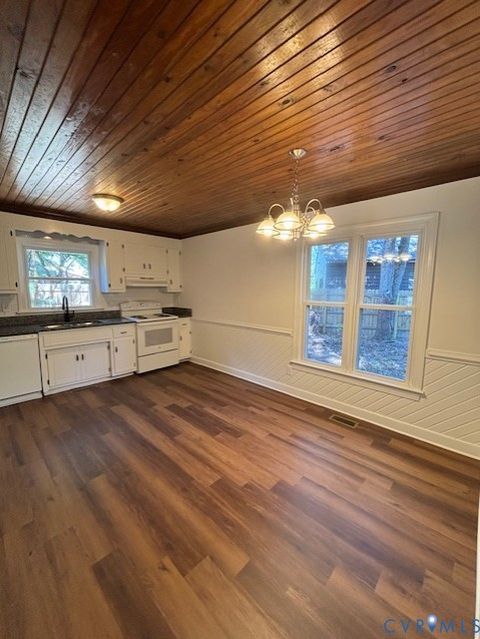 Tiny photo for 9401 Fenestra Circle, Chesterfield, VA 23237 (MLS # 2524967)