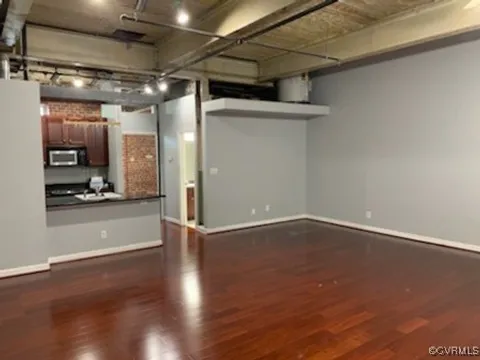 MLS: 2511429